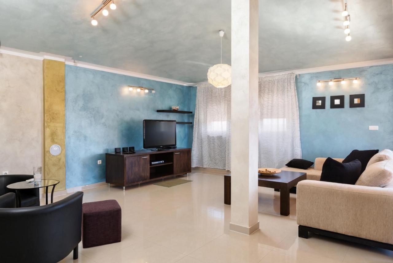Marlera - Penthouse Ližnjan Exterior foto