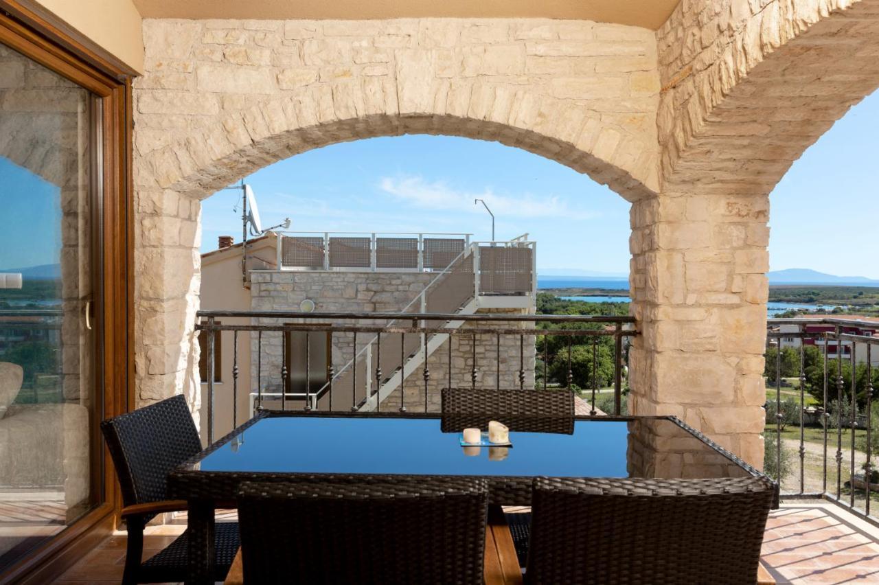 Marlera - Penthouse Ližnjan Exterior foto